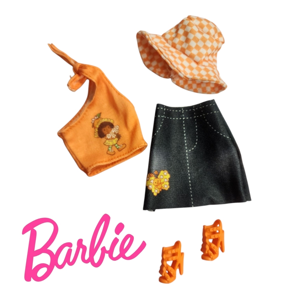 Strawberry Shortcake “Orange Blossom” Fashion Pack - Top, Skirt, Hat & Shoes